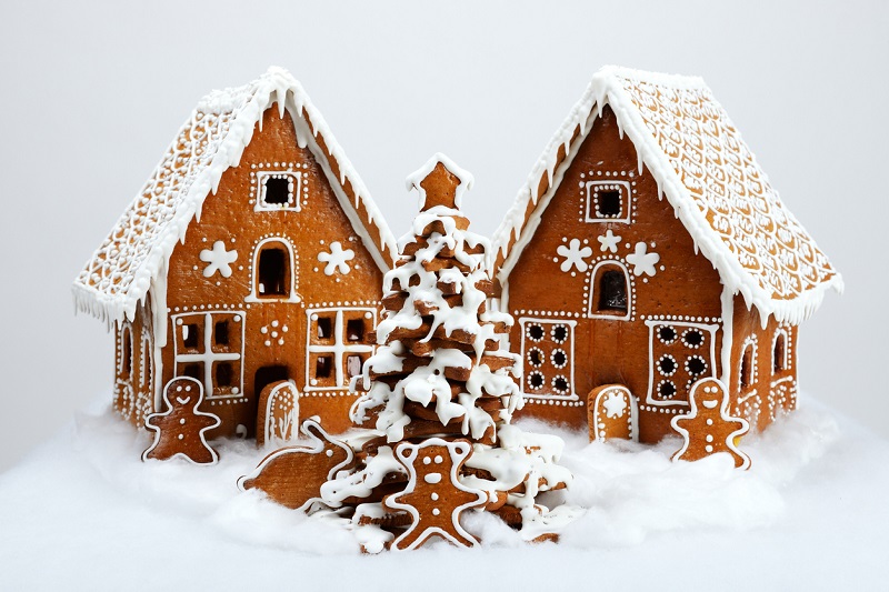 example of gingerbread template houses.