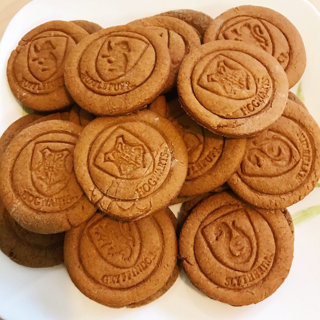 harry potter house gingerbread cookies.